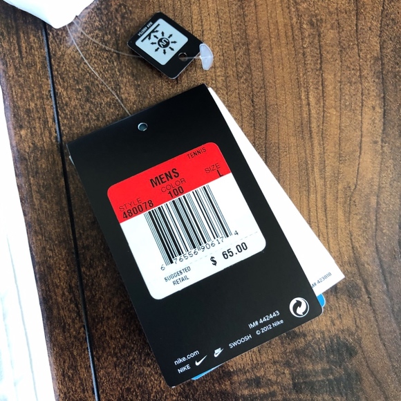 Nike Dri-Fit collared shirt LARGE - Picture 4 of 6